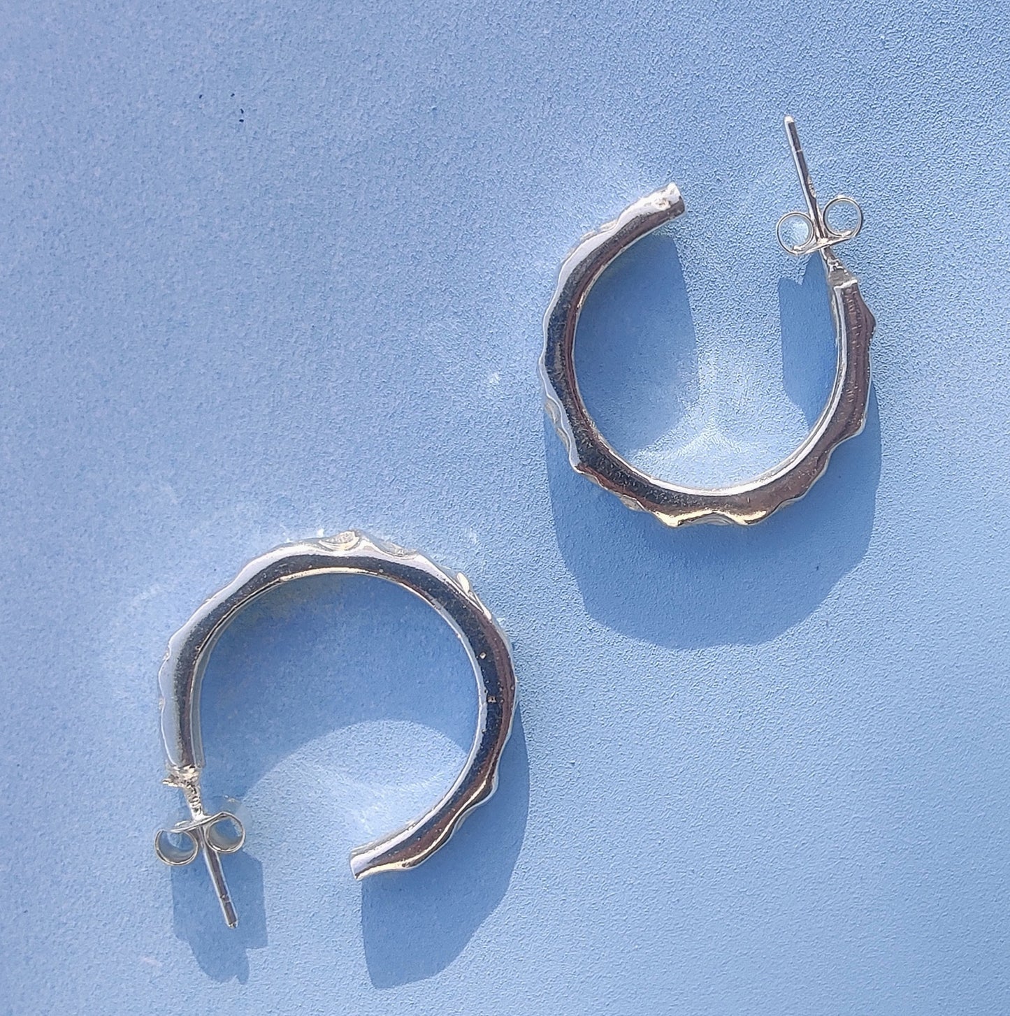 // LUNA hoops