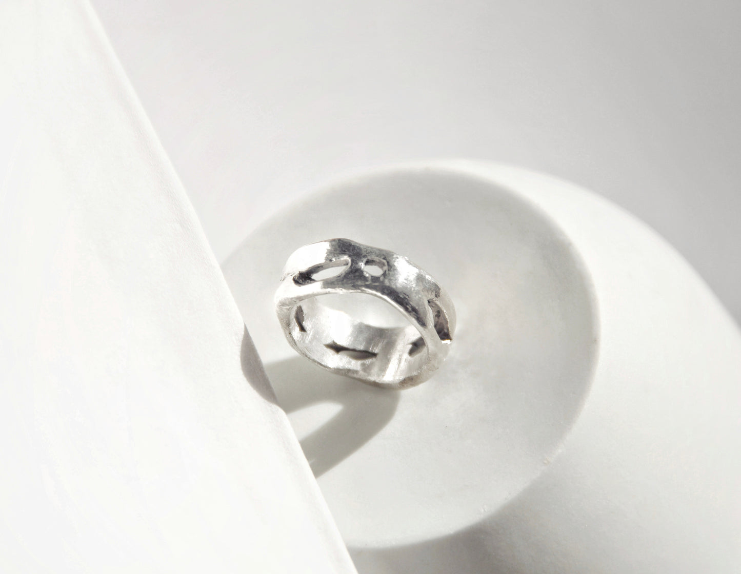 LAVA ring